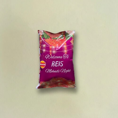 Neatly packed Crisps Favours by Favour Selebrations with custom glossy labels, perfect for kids' birthday parties.
